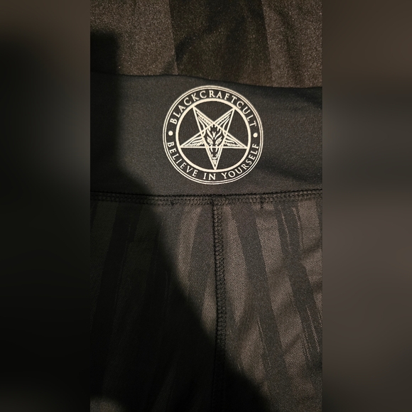 Blackcraft Cult Striped Yoga Leggings with Pockets - Picture 8 of 8